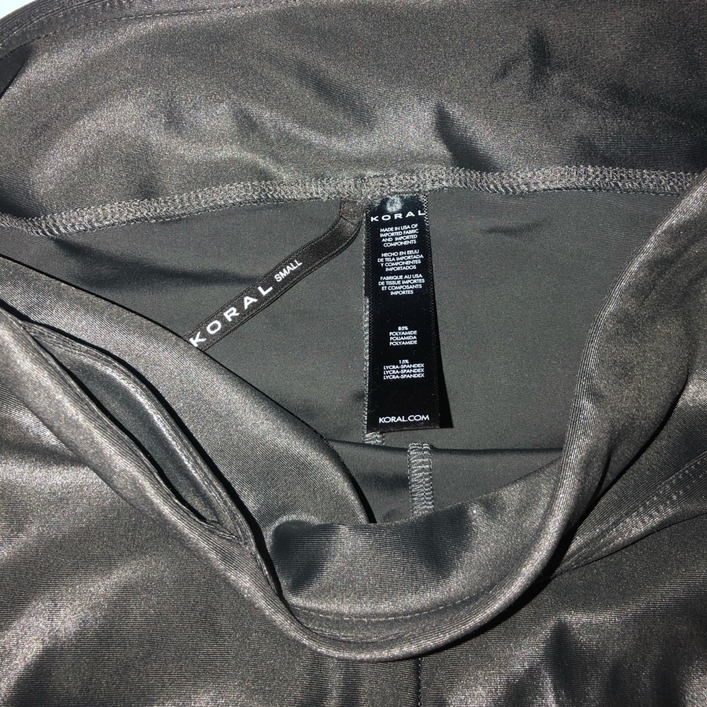 Koral Shiny Legging (NEVER WORN)